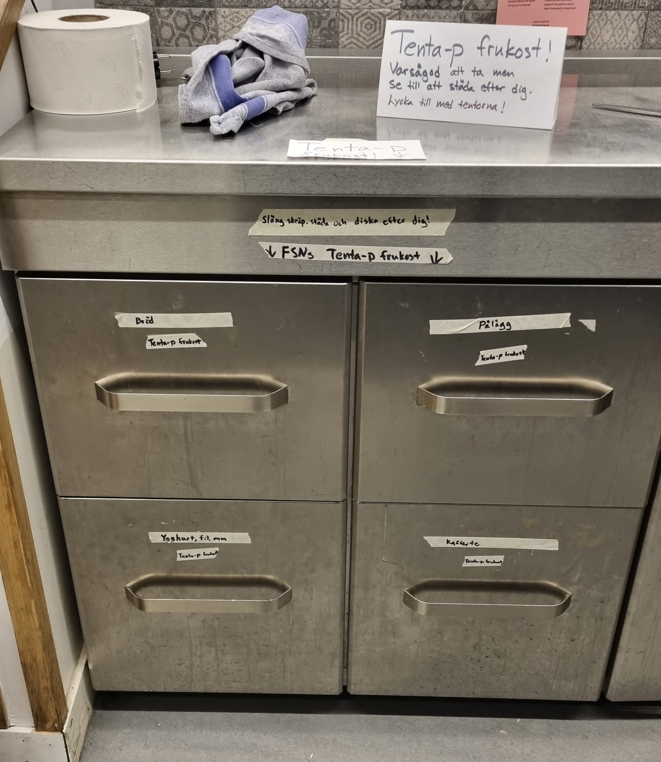 Auto-uploaded post attachment image